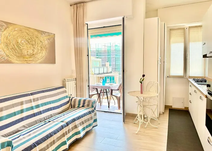 Hostdomus - Casa Gavitto * Pietra Ligure